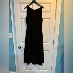 Elegant Black Banana Republic Sleeveless Dress Size 12